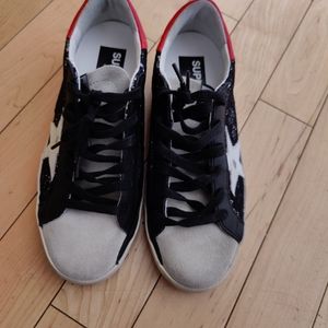 Golden goose super star sneakers, deluxe brand, US 7, New w box!